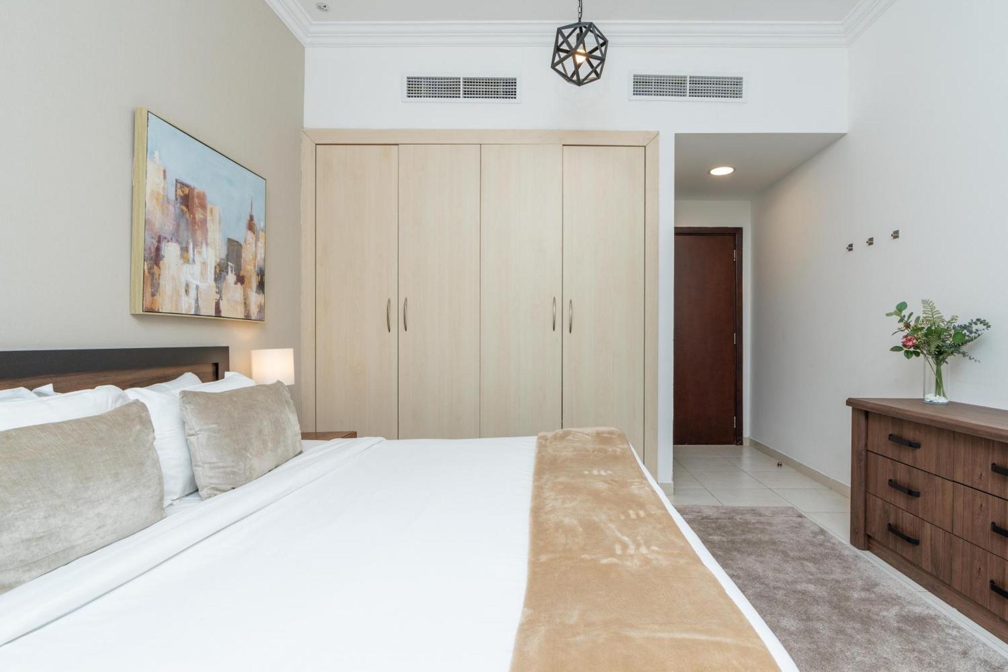 Modern 1Br Apartment In Jlt Next To Metro With City Views Dubái Exterior foto